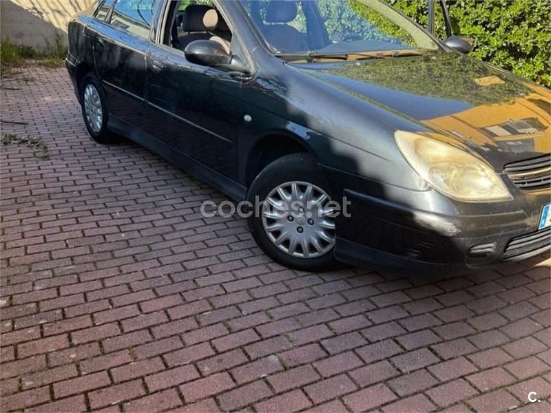 Usado Citroën C5 110 HP (80 kW) 2004 Preto Sedan