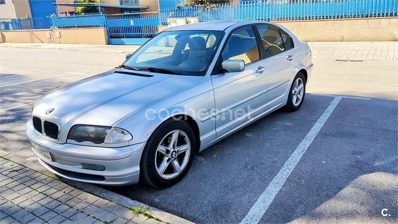 Usado BMW 320 136 CV (100 kW) 2002 Gris / plata Berlina