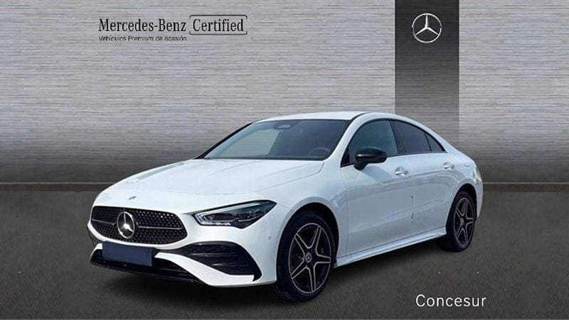 Blanco Usado 2024 Mercedes CLA250e Berlina | 39.900 € (Precio justo) - Imagen 1/4