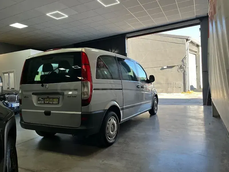 Käytetty Mercedes Viano 150 HP (110 kW) 2005 Harmaa Tila-auto