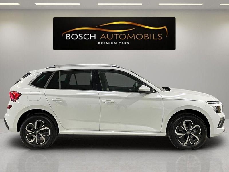 Usado Skoda Kamiq Selection 115 CV (84 kW) 2025 Blanco SUV