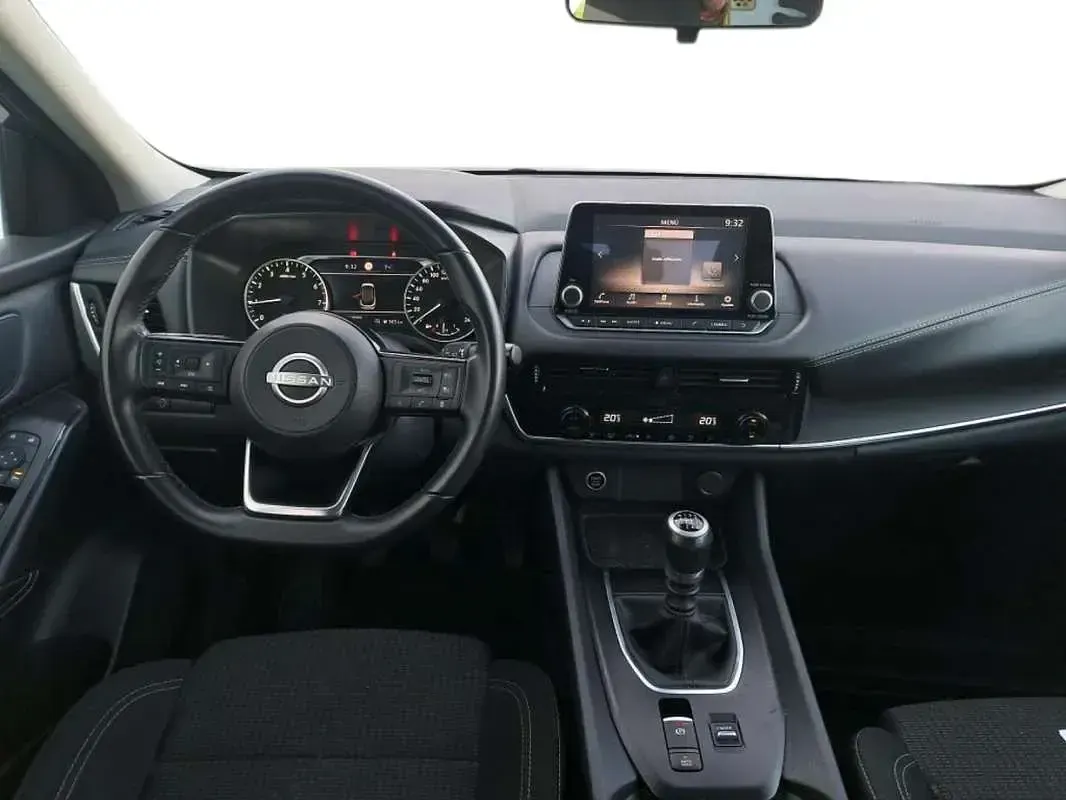 Begagnad Nissan Qashqai Acenta 140 HK (102 kW) 2023 Grå SUV
