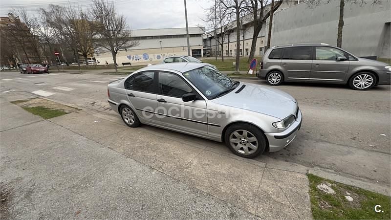 Usado BMW 318 143 CV (105 kW) 2003 Gris / plata Berlina