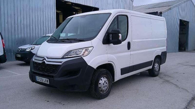 Usado Citroën Jumper 139 CV (102 kW) 2020 Blanco Monovolumen