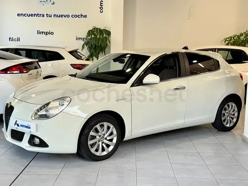 Usado Alfa Romeo Giulietta 170 CV (125 kW) 2016 Blanco Utilitario