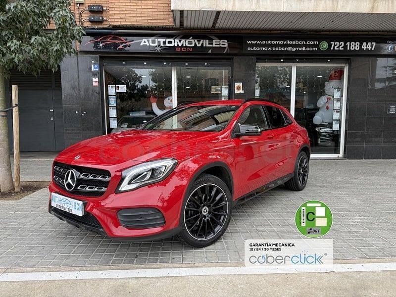 Usado Mercedes GLA200 AMG line 156 CV (114 kW) 2018 Rojo SUV