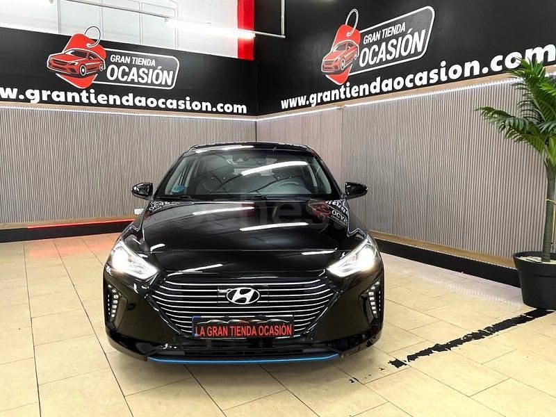 Usado Hyundai Ioniq Style 141 CV (103 kW) 2018 Negro Utilitario