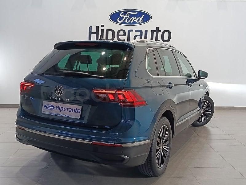 Usado VW Tiguan Life 150 CV (110 kW) 2021 Azul SUV
