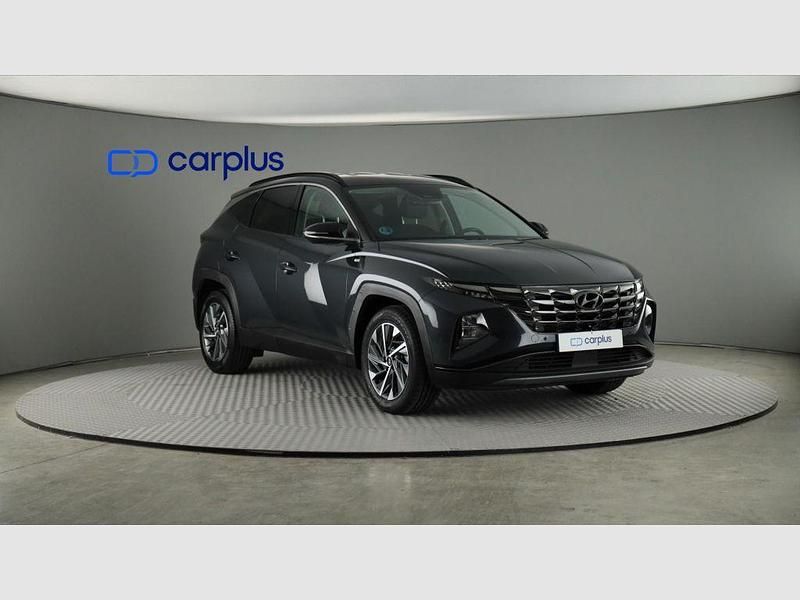 Usado Hyundai Tucson 136 CV (100 kW) 2021 Teal / dark knight (metalizado) SUV