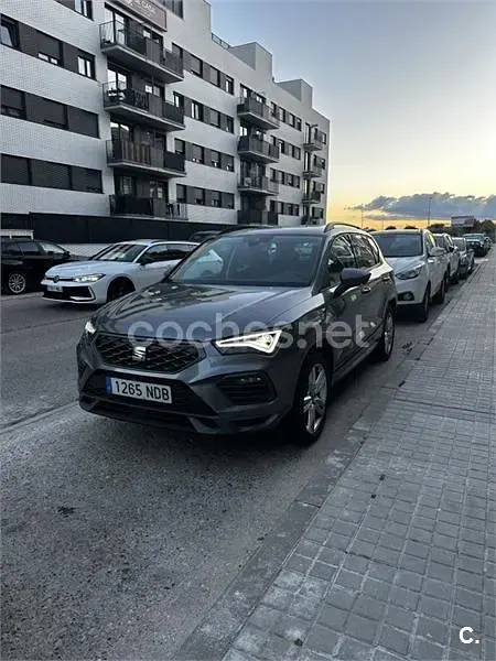 Usado Seat Ateca FR 150 CV (110 kW) 2025 Gris / plata SUV