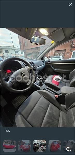 Usado VW Golf IV Sportline 105 CV (77 kW) 2005 Rojo Berlina