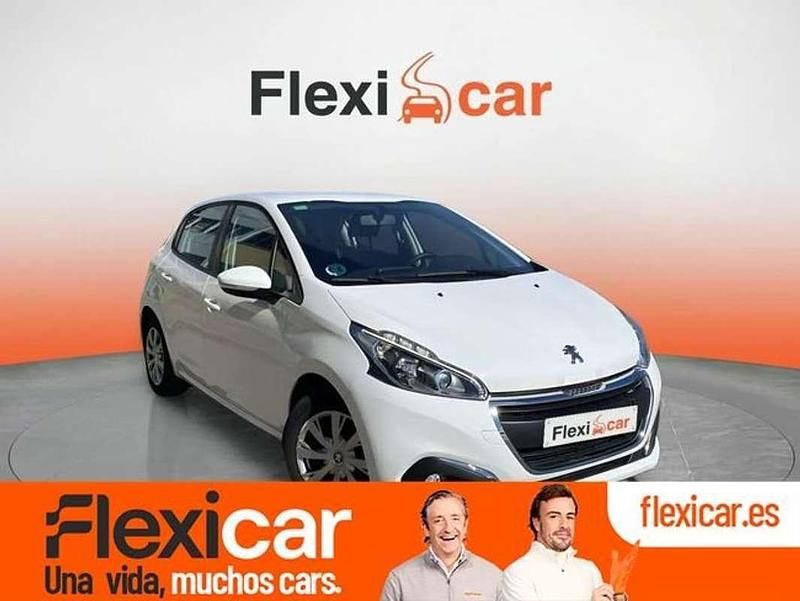 Usado Peugeot 208 Active 99 CV (72 kW) 2019 Blanco Utilitario