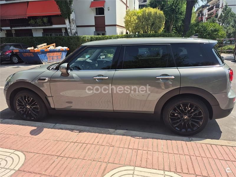 Usado Mini Cooper Clubman 136 CV (100 kW) 2019 Gris / plata Familiar
