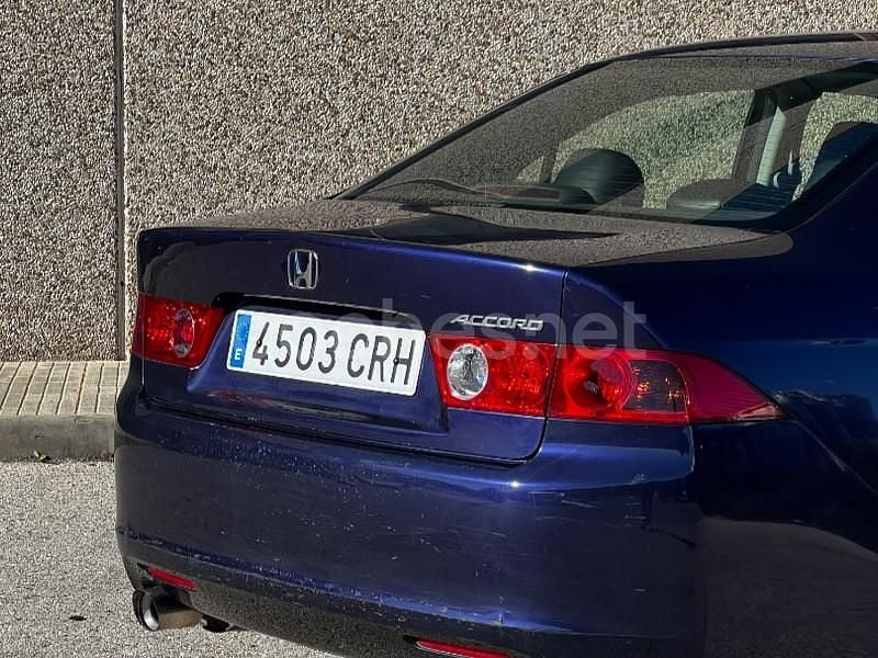 Usado Honda Accord Executive 190 CV (139 kW) 2004 Azul Berlina