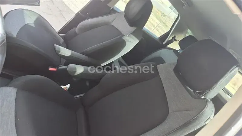 Usado Citroën C4 Picasso Feel 120 CV (88 kW) 2018 Azul Monovolumen