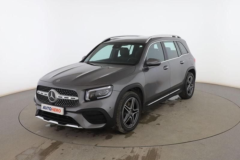 Usado Mercedes GLB220 AMG line 190 CV (139 kW) 2021 Gris SUV