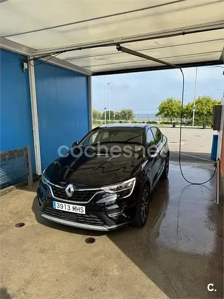 Usado Renault Arkana Techno 145 CV (106 kW) 2023 Negro SUV