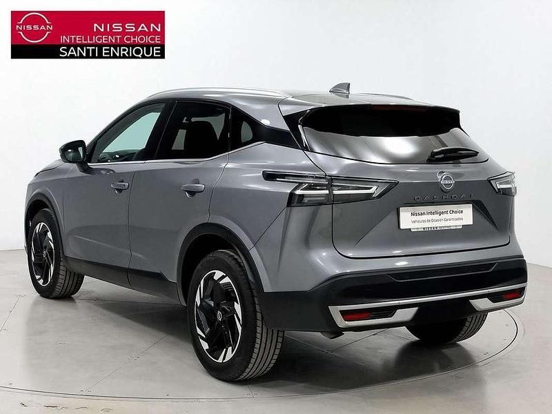 Usado Nissan Qashqai N-Connecta 141 CV (103 kW) 2024 Gris SUV