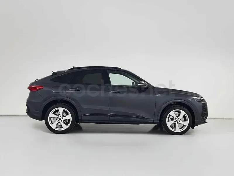 Usado Audi Q5 Sportback Ambiente 204 CV (150 kW) 2025 Gris SUV