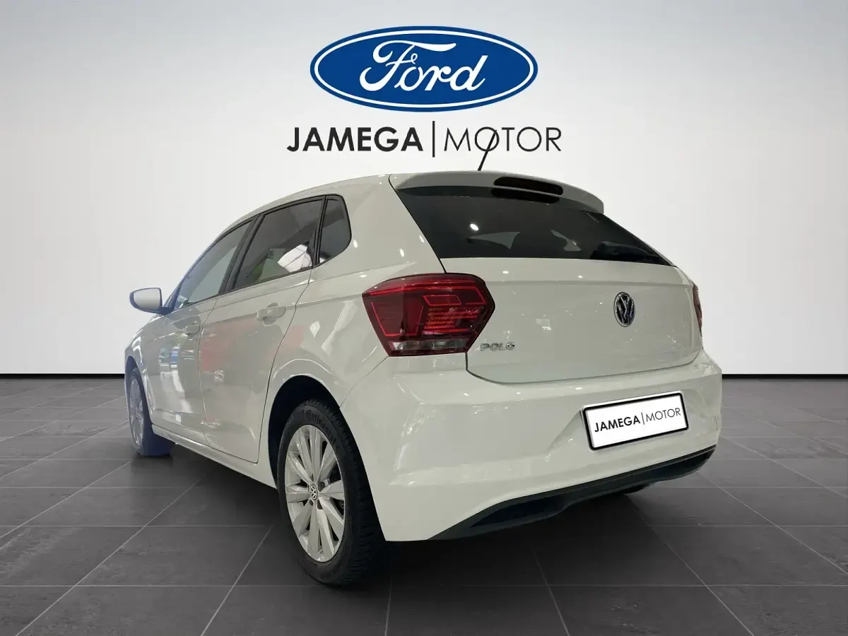 Usado VW Polo Sport 115 CV (84 kW) 2020 Blanco Utilitario