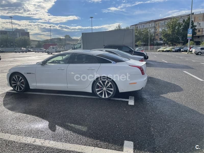 Usado Jaguar XJ Premium Luxury 275 CV (202 kW) 2015 Blanco Berlina