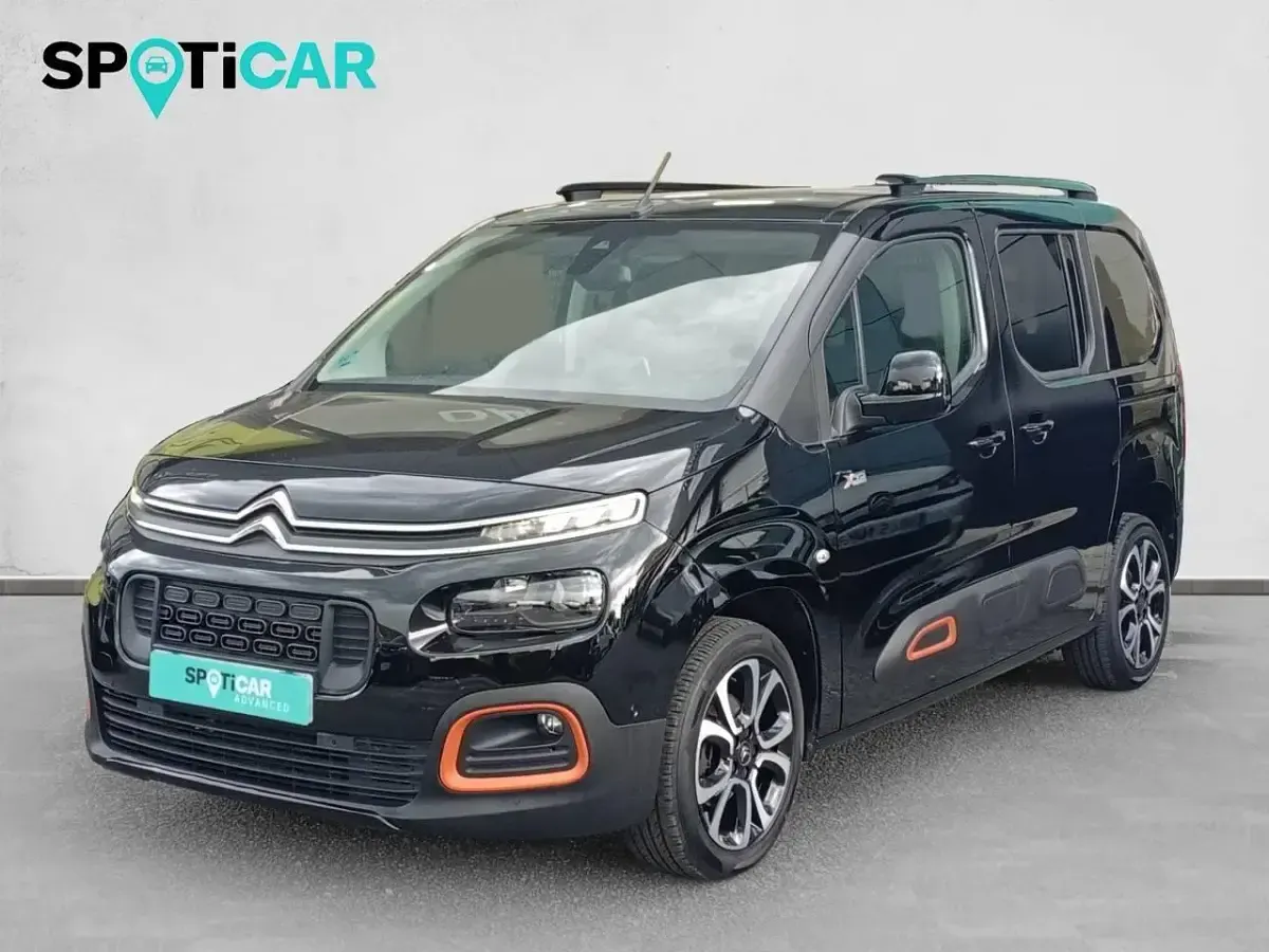 Usado Citroën Berlingo Shine 102 CV (75 kW) 2021 Negro Monovolumen