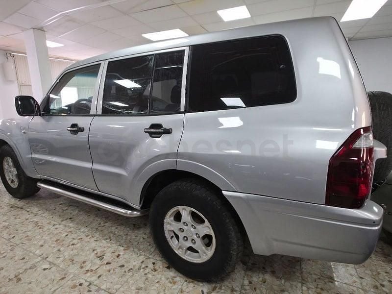 Usado Mitsubishi Montero 115 CV (84 kW) 2006 Gris / plata SUV