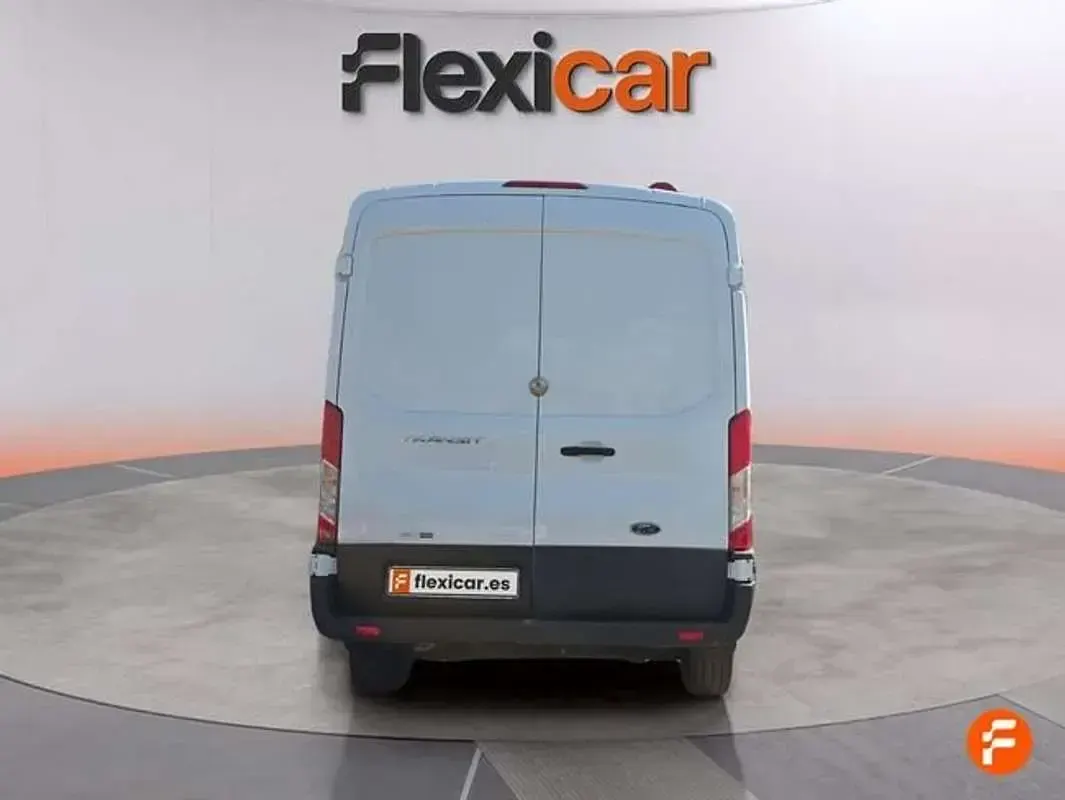 Usado Ford Transit Trend 101 CV (74 kW) 2020 Blanco Van