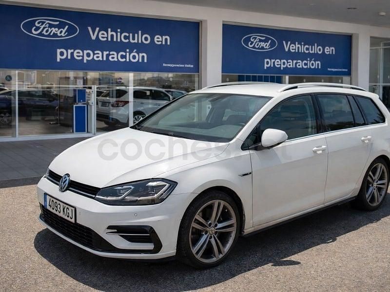 Blanco Usado 2017 VW Golf VII Sportline Familiar | 13.995 € (Precio justo) - Imagen 1/2