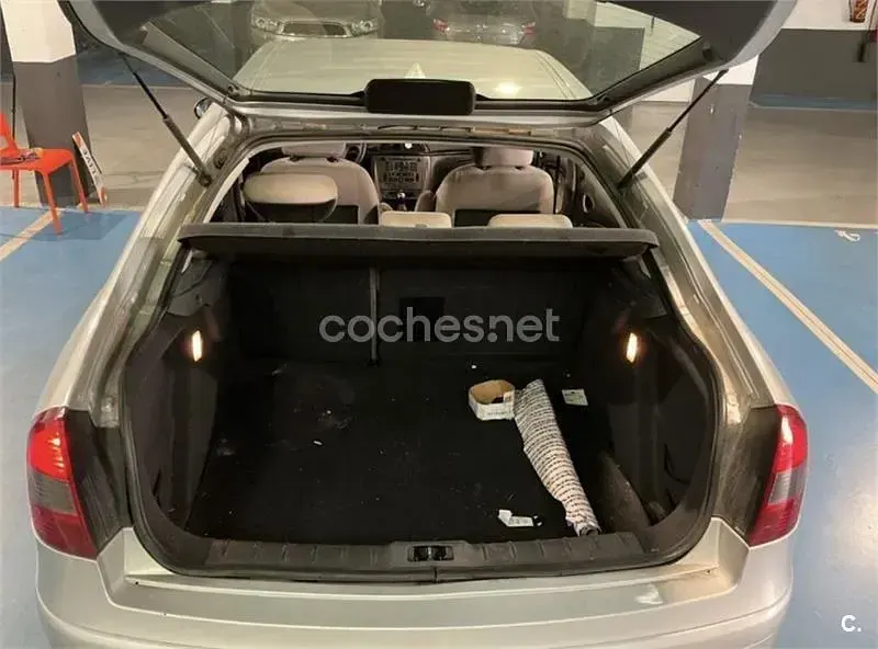Usado Citroën C5 110 CV (80 kW) 2008 Gris / plata Berlina