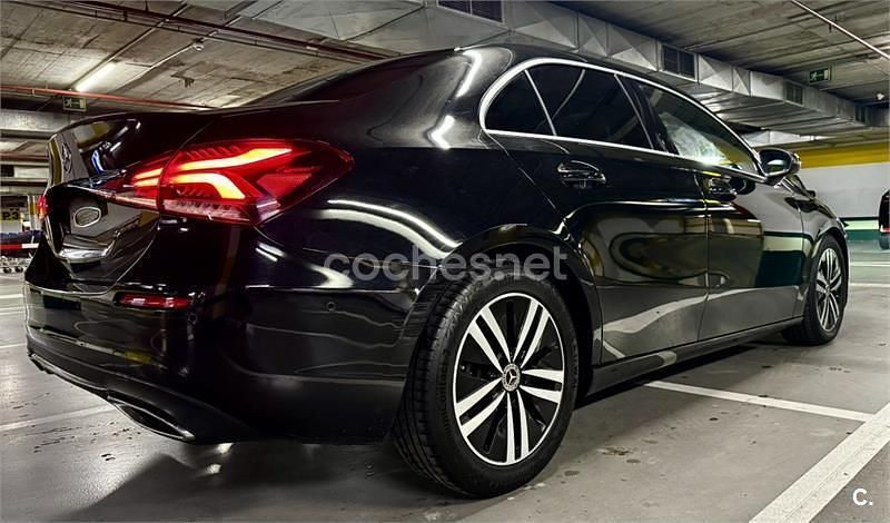 Usado Mercedes A200 150 CV (110 kW) 2021 Negro Berlina