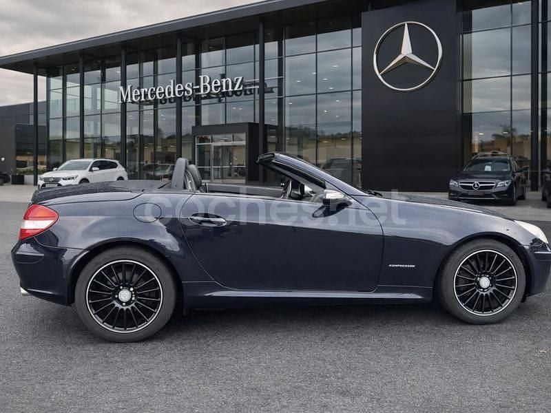 Usado Mercedes SLK200 163 CV (119 kW) 2006 Azul Descapotable