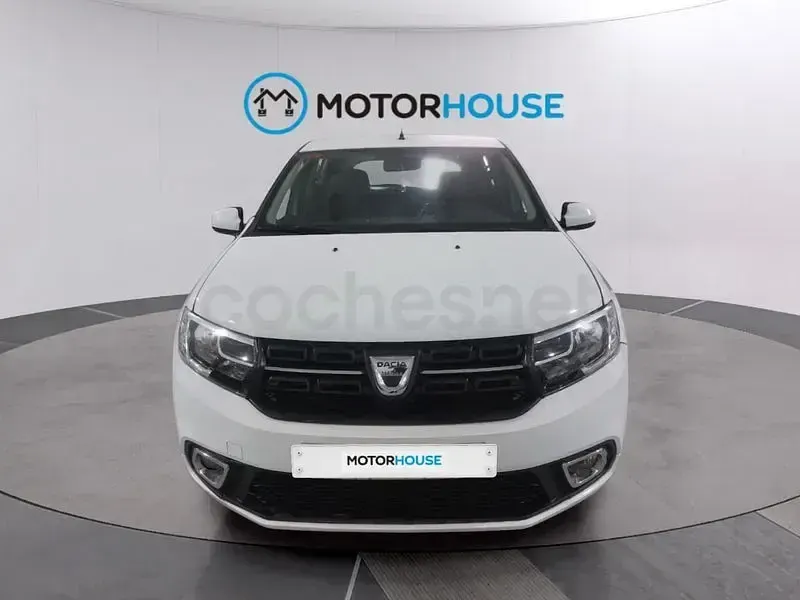 Usado Dacia Sandero Comfort 95 CV (69 kW) 2019 Blanco Berlina