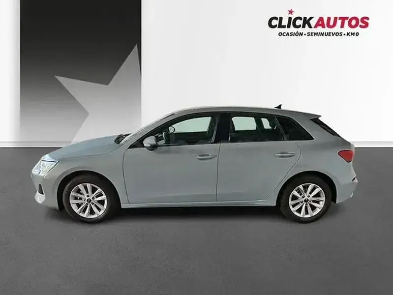 Usado Audi A3 Advanced 116 CV (85 kW) 2025 Gris / plata Berlina
