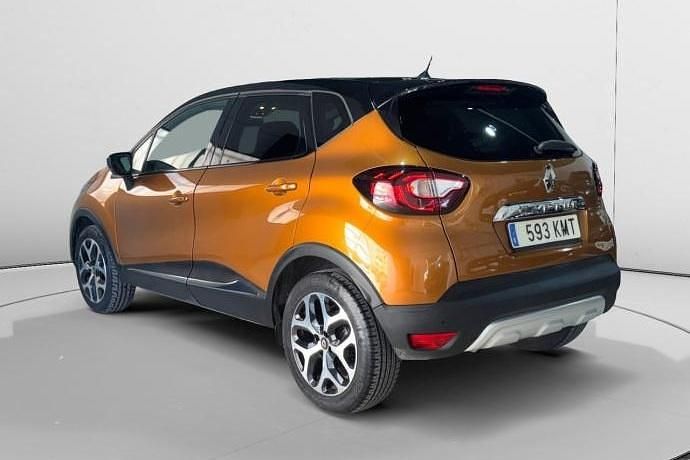Usado Renault Captur Zen 120 CV (88 kW) 2018 SUV