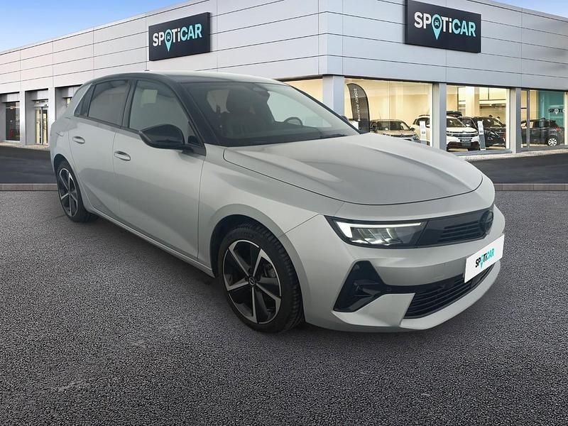 Usado Opel Astra 130 CV (95 kW) 2024 Gris Familiar