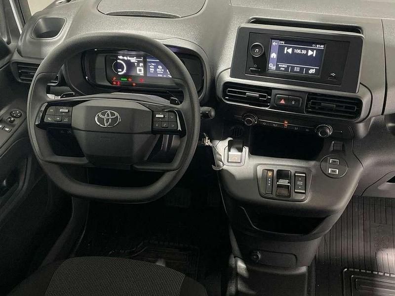 Nuevo Toyota Proace City City 2025 Blanco Monovolumen