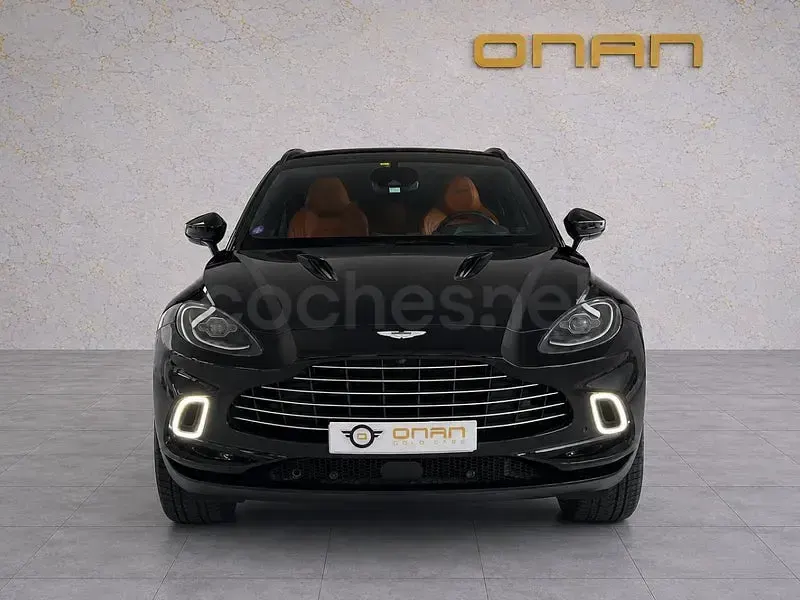 Usado Aston Martin DBX 550 CV (404 kW) 2020 Negro SUV