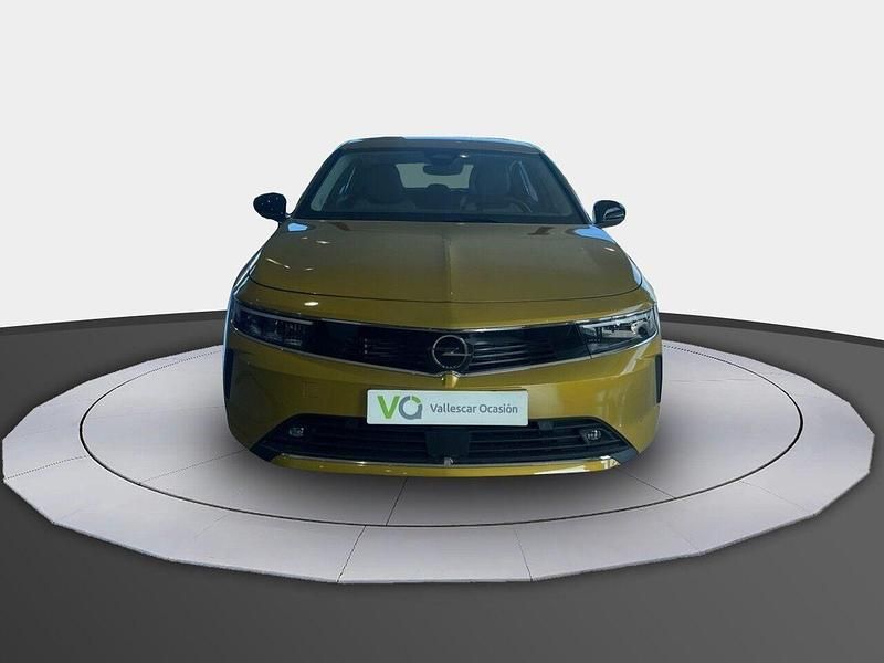 Usado Opel Astra Edition 181 CV (133 kW) 2023 Dorado Berlina