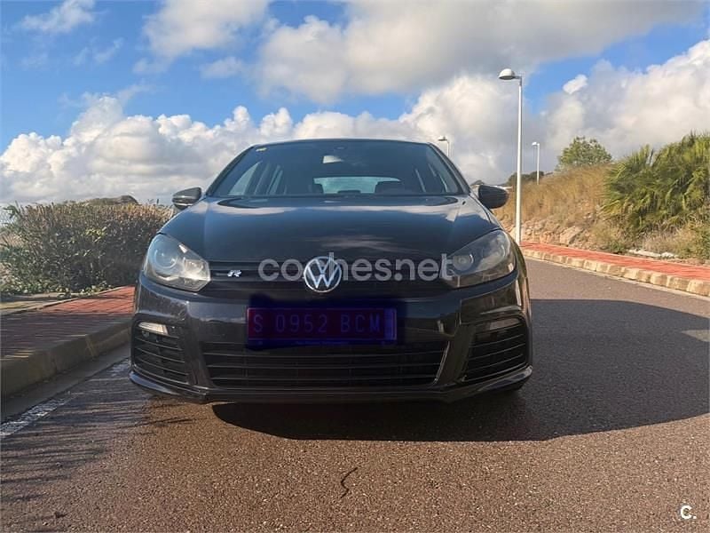 Usado VW Golf VII R 270 CV (198 kW) 2012 Negro Berlina