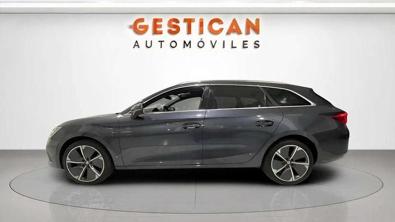 Usado Seat Leon XCELLENCE 207 CV (152 kW) 2021 Gris Familiar