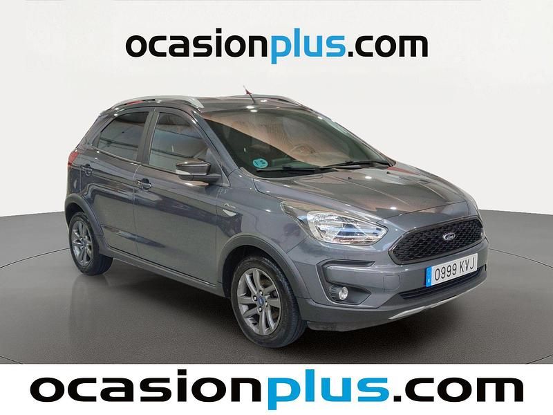 Usado Ford Ka Plus Active 85 CV (62 kW) 2019 Gris Utilitario