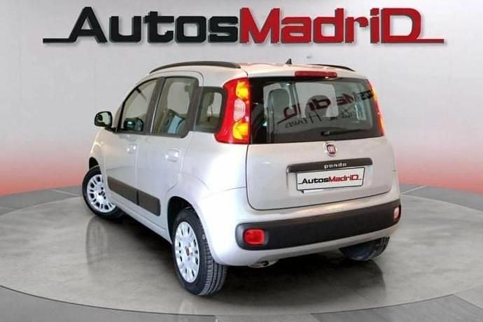 Usado Fiat Panda Lounge 69 CV (50 kW) 2020 Gris Utilitario