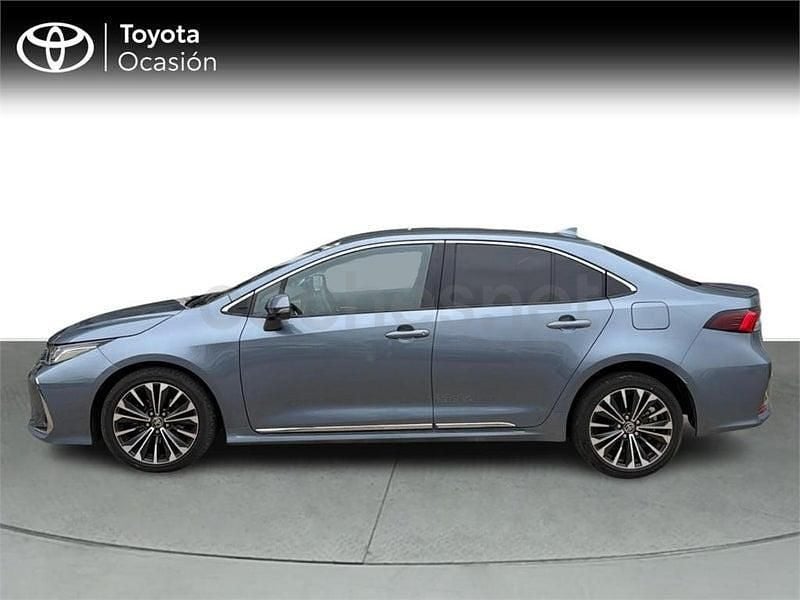 Usado Toyota Corolla Style 140 CV (102 kW) 2025 Gris / plata Berlina