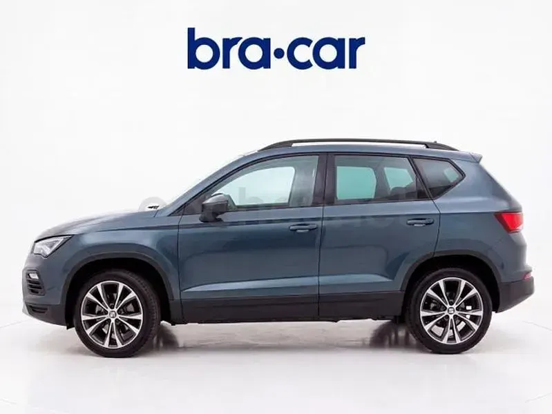Usado Seat Ateca Style 150 CV (110 kW) 2021 Gris / plata SUV