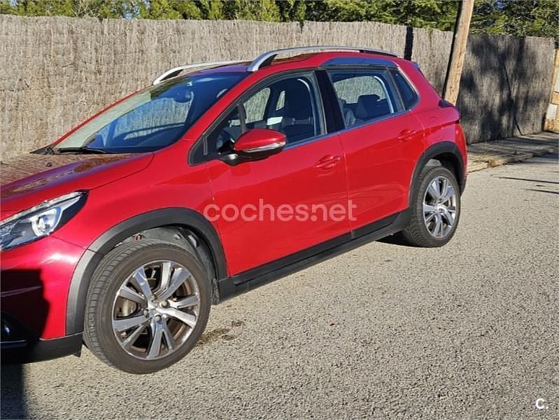 Granate Usado 2017 Peugeot 2008 Allure SUV | 8500 € (Super precio) - Imagen 1/4