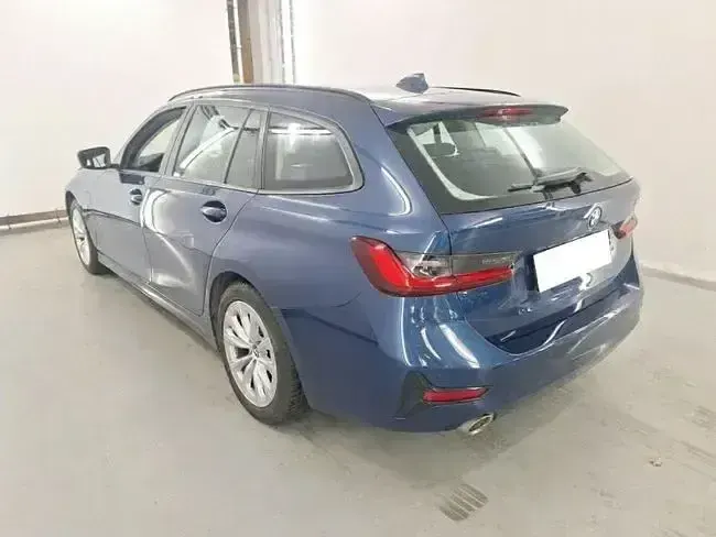 Usado BMW 320e 204 CV (150 kW) 2022 Azul Familiar