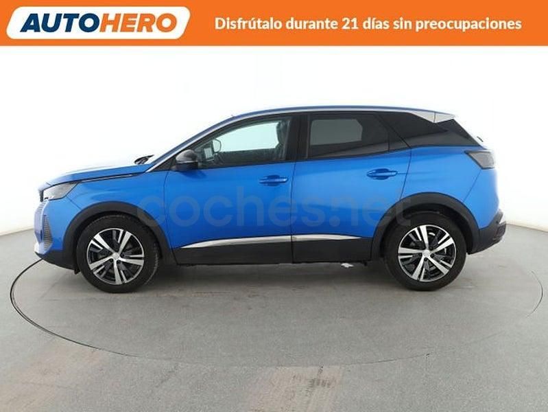 Usado Peugeot 3008 Allure 131 CV (96 kW) 2022 Azul SUV