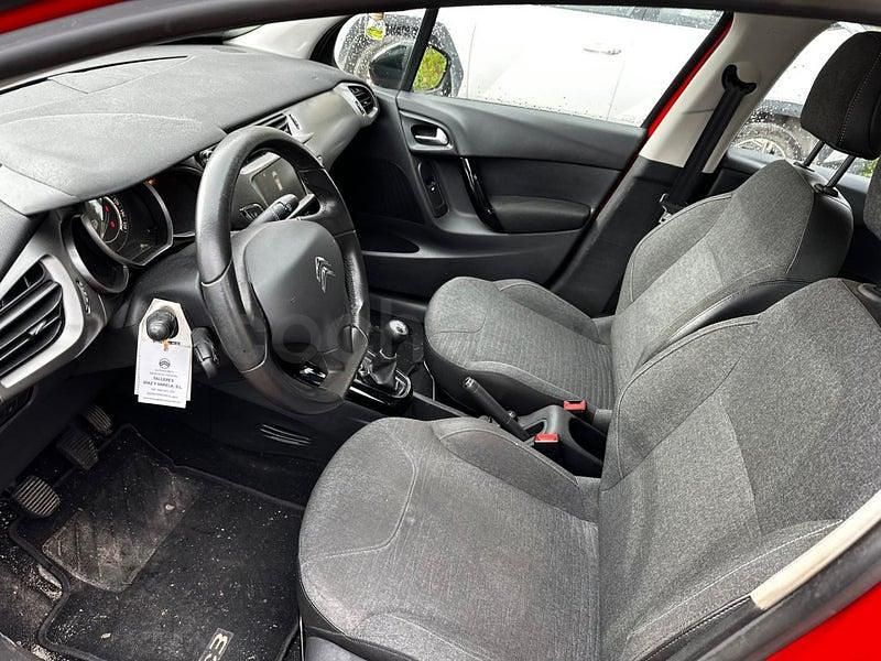 Usado Citroën C3 Live 82 CV (60 kW) 2016 Rojo Berlina