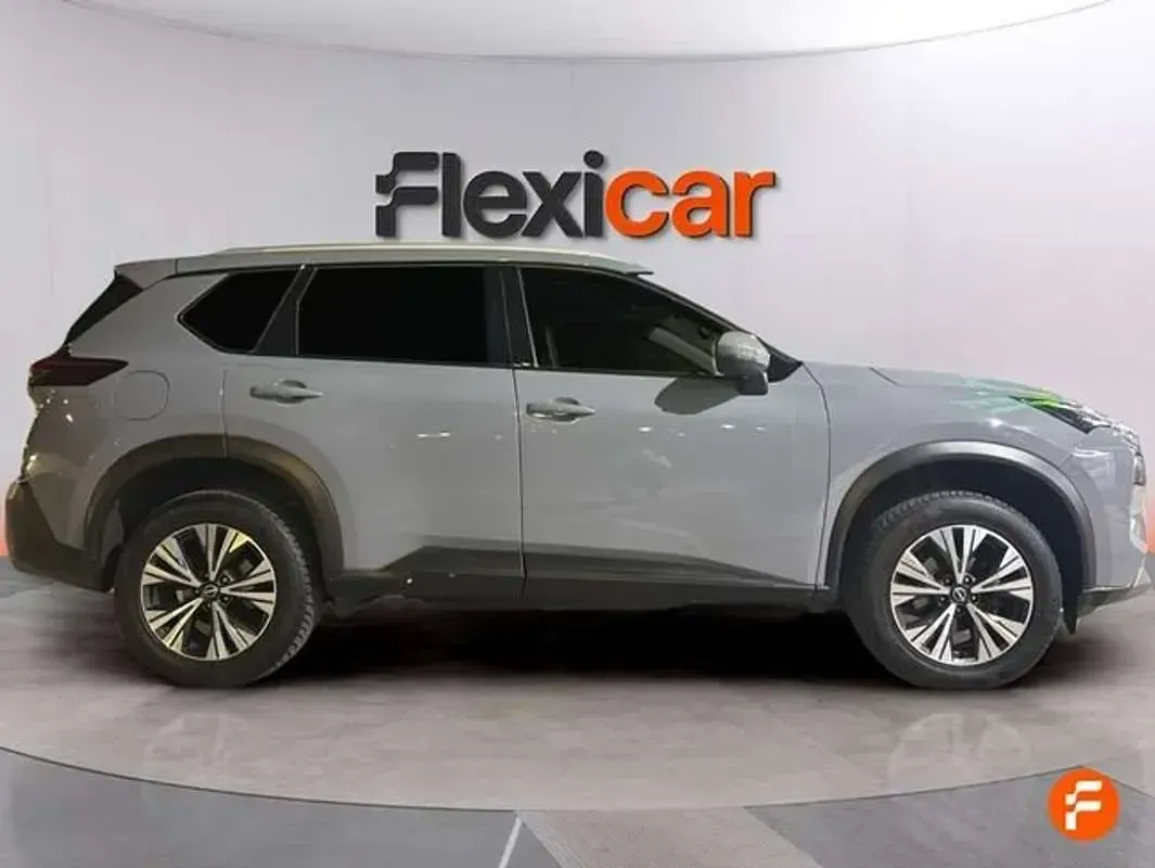 Usado Nissan X-Trail N-Connecta 204 CV (150 kW) 2024 Gris SUV